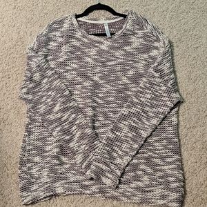 Gorgeous maroon and off white fabletics sweater